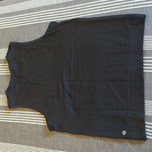 Lululemon Mesh Black Tank - size 6